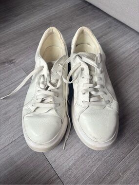 UGG Women's Leather Lace-Up Sneakers